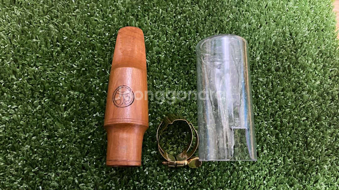 테너 색소폰 마우스피스 판매합니다.--2