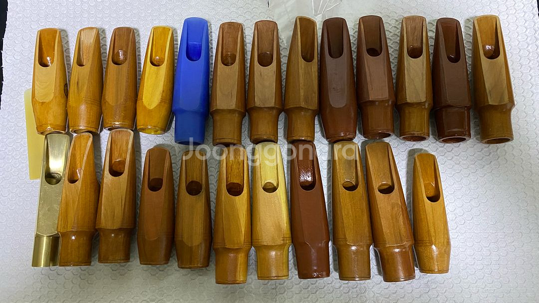 테너 색소폰 마우스피스 판매합니다.--4