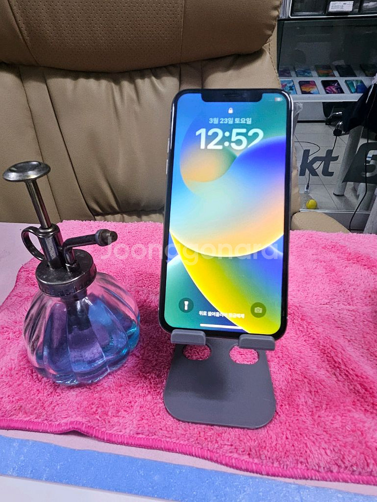 아이폰X 64기가 10만원 뒤에 도장 금~배태리효율79--0