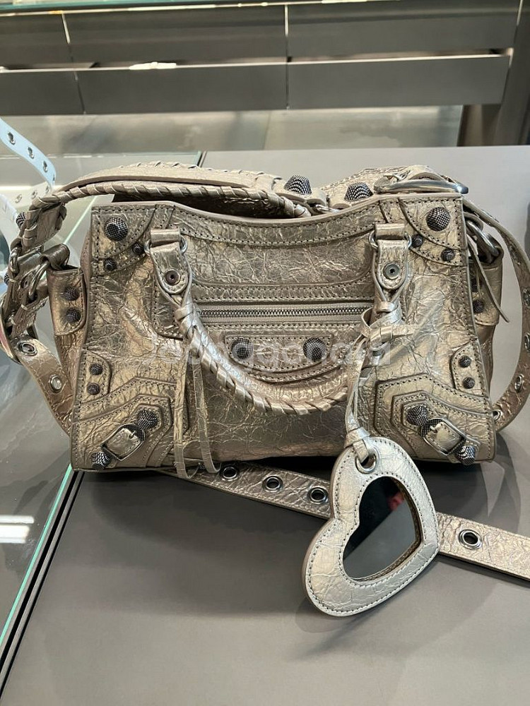 발렌시아가 네오카골 xs 실버--0