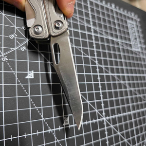 레더맨 차지 플러스 TTI + 카이덱스 쉬스 팝니다.