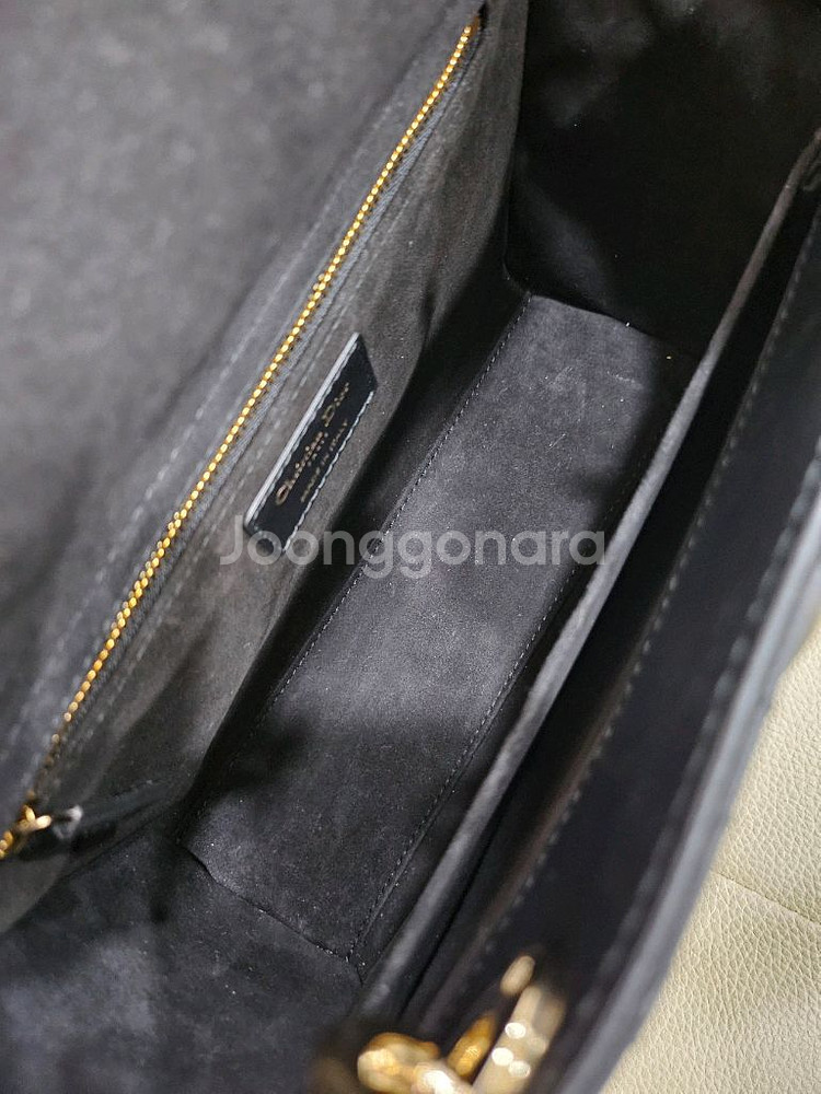 디올 레이디백 미듐 램스킨 블랙 은장 M0565ONGE--6