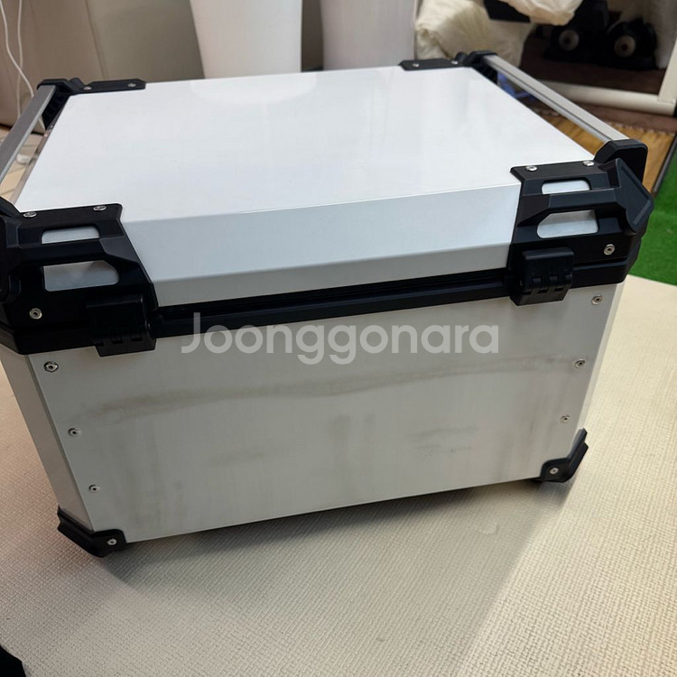 소쿠리 알루미늄 탑박스 85L 화이트--4