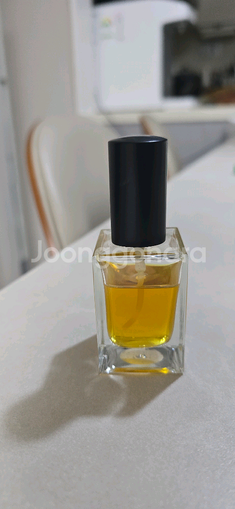 러쉬 수퍼밀크 한정판 향수(반택포)--2