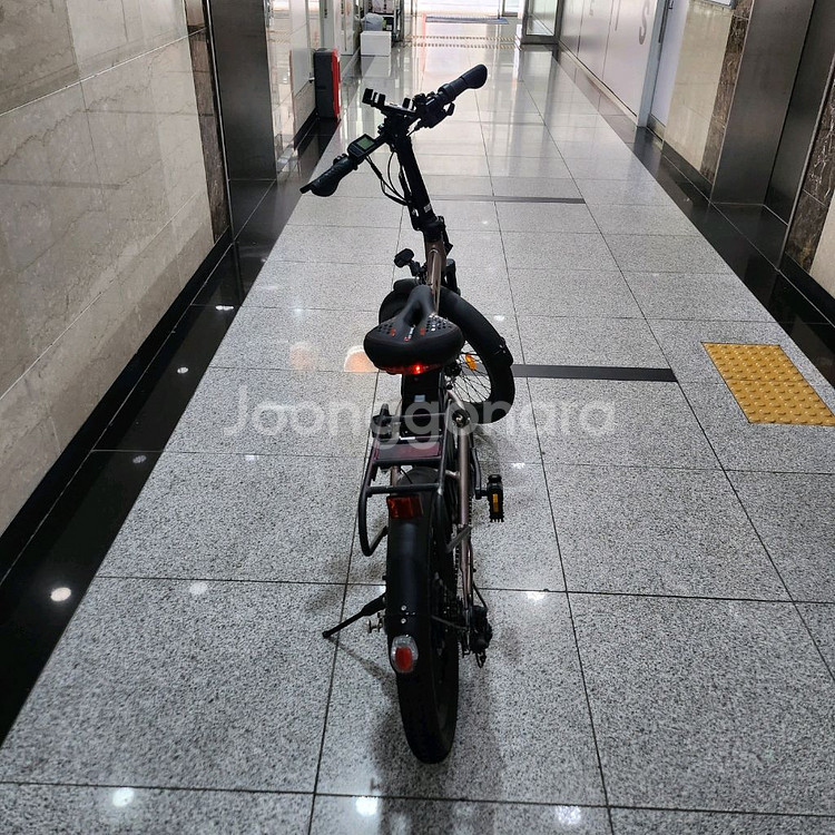 20 팬텀 Q 네오 플러스 폴딩 미니벨로 전기자전거--1