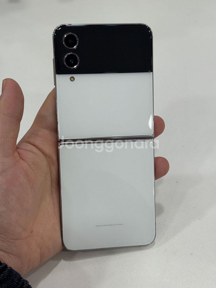 갤럭시Z플립4 화이트 256GB 가성비폰--0