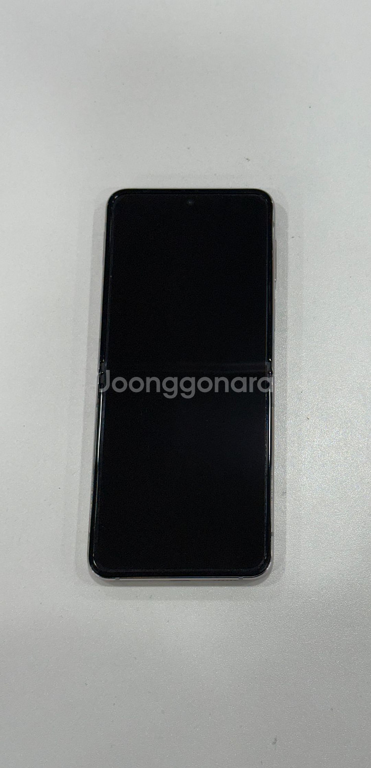 갤럭시Z플립4 화이트 256GB 가성비폰--1