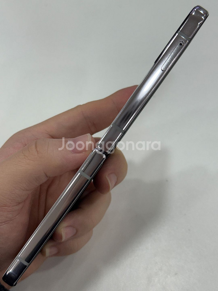 갤럭시Z플립4 화이트 256GB 가성비폰--3