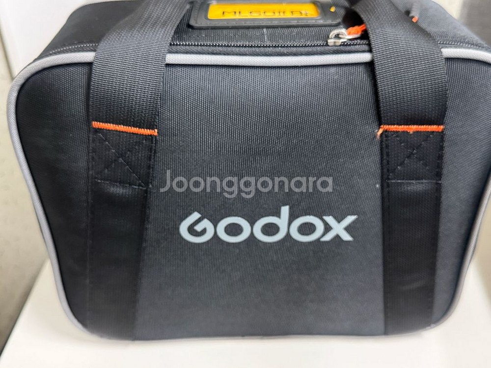 Godox ML60IIBi + LP400Bi 조명--2