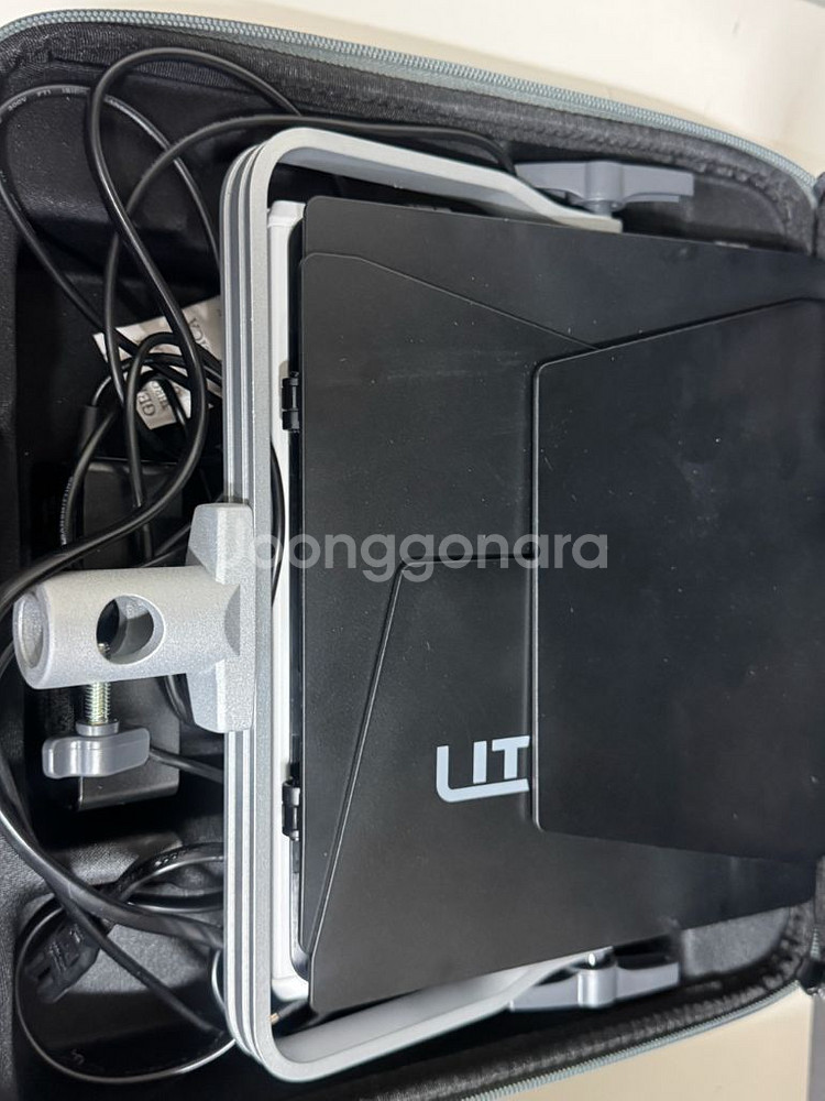 Godox ML60IIBi + LP400Bi 조명--3