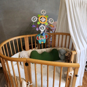 스토케 원목 아기침대