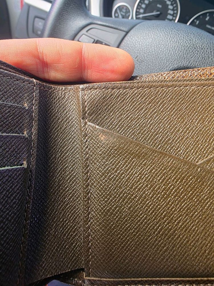 루이비통 남성반지갑 이미지