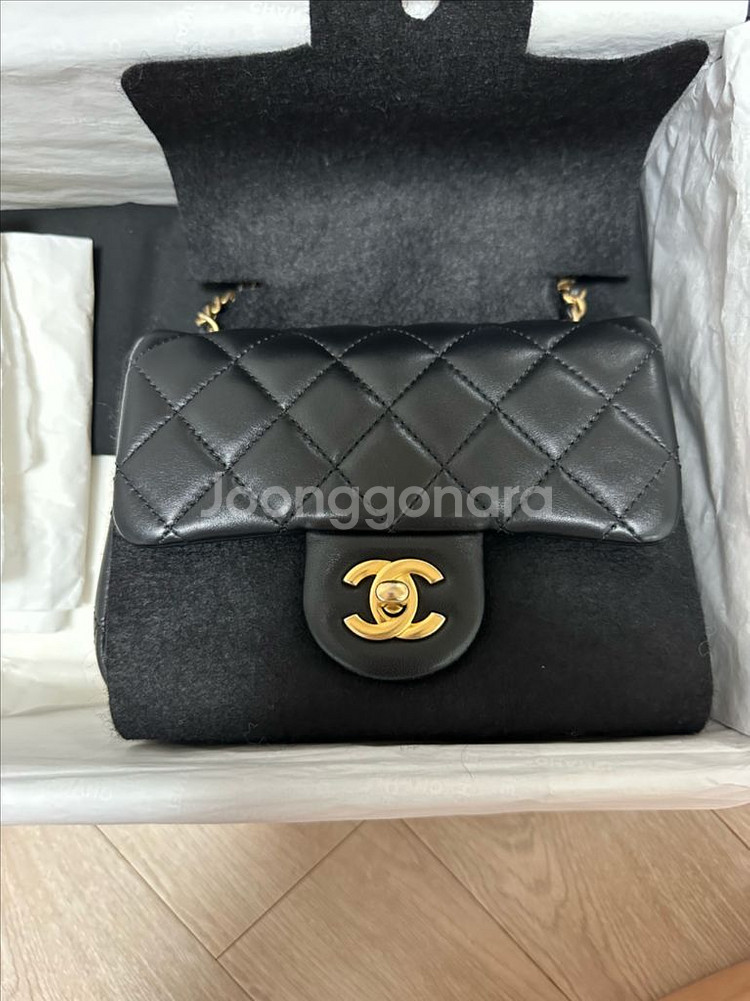 샤넬 쁘띠삭 골드볼--0