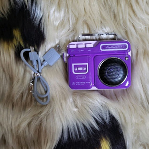 커피빈 블루투스 스피커 팝니다.