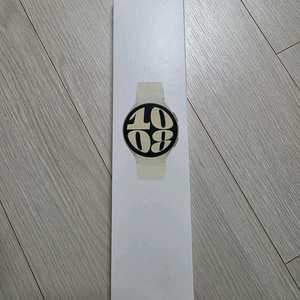 미개봉 새제품 갤럭시 워치6 40mm 골드