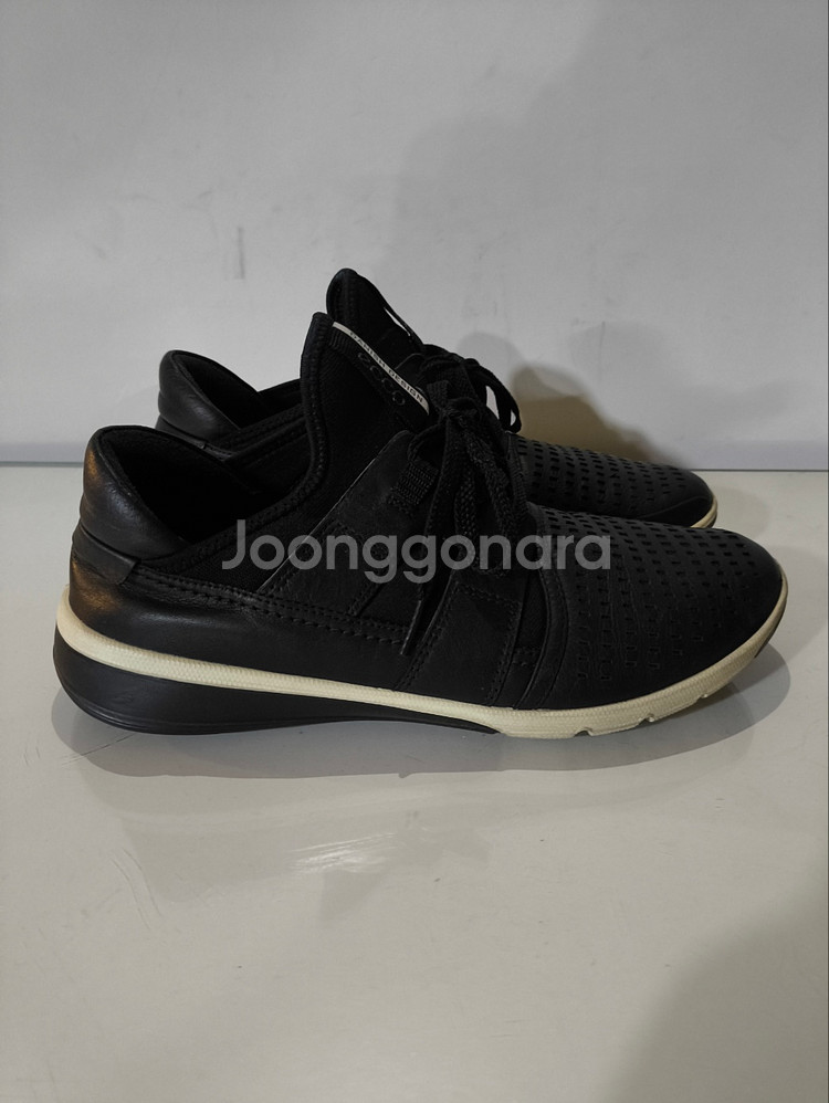 260mm 40 에코 대니쉬 디자인 가죽 스니커즈--1