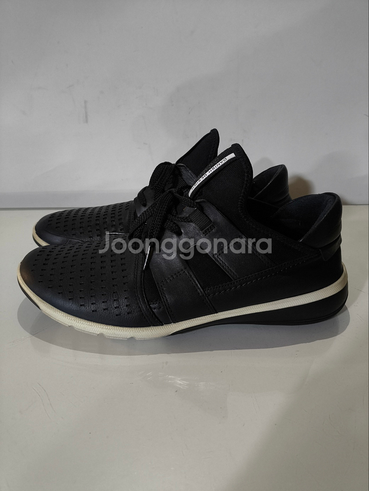 260mm 40 에코 대니쉬 디자인 가죽 스니커즈--0