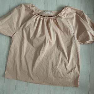 르뮈 퍼프 블라우스