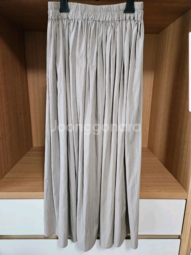 새상품 플레어 스커트 밴딩 치마--1