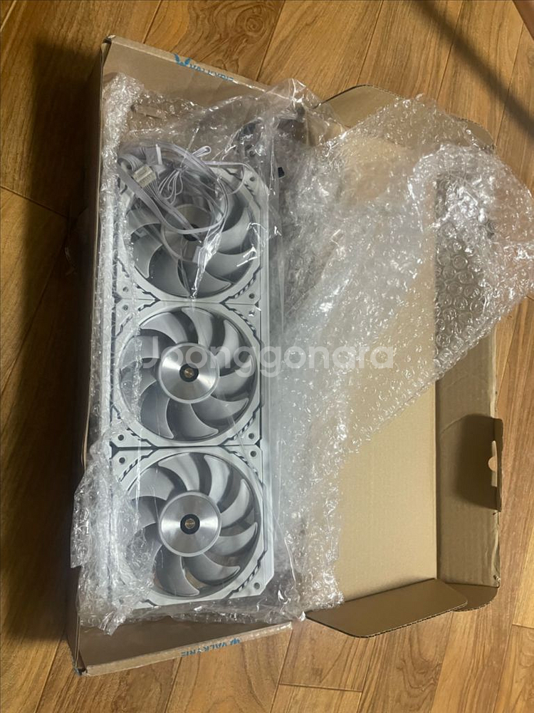 발키리 시스템쿨러 s12w 새제품 판매합니다.--2