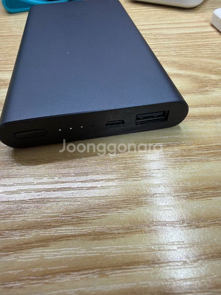 샤오미 10000mAh 보조 배터리--3