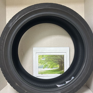 피렐리 P ZERO 225/40 R19 판매합니다~