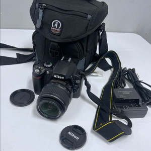 니콘 D40 카메라 + 탐락 가방 세트 + DX렌즈 1