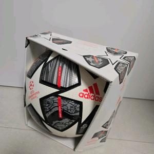 20-21 챔피언스리그 파이널 공인구(AF5400TW 이미지