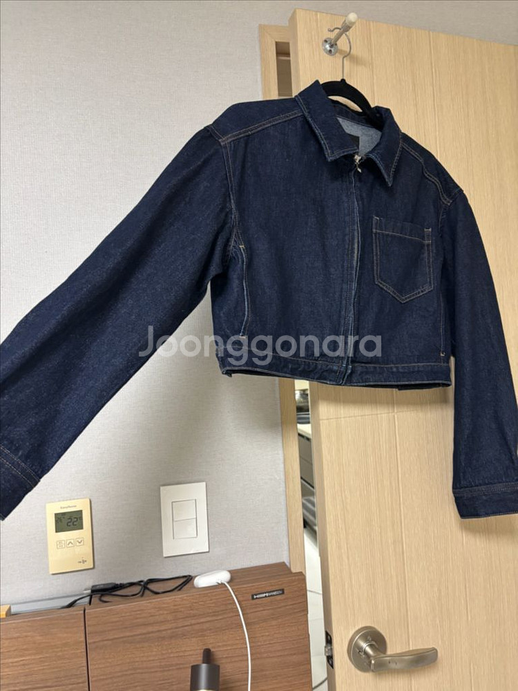 무신사 우먼 스탠다드 데님 자켓--3