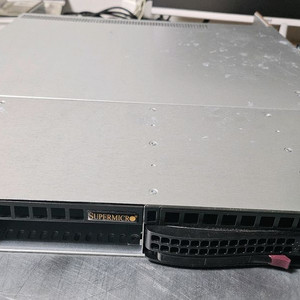 Supermicro X10SRH-CF 1U Server