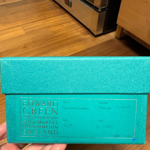 에드워드그린 스웨이드 윙팁 판매