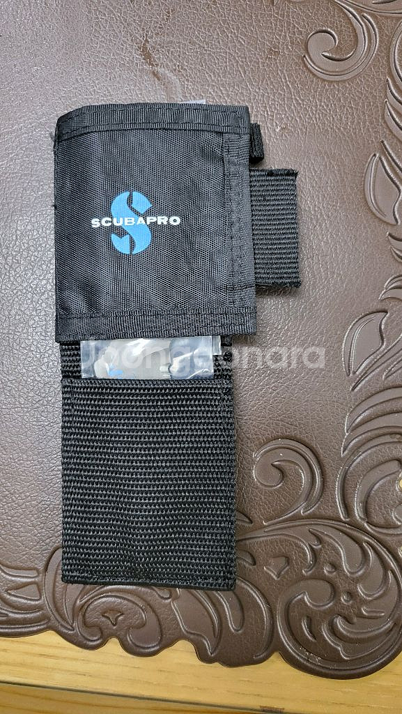SCUBAPRO 티타늄 X-컷 나이프 팝니다.(택포)--3
