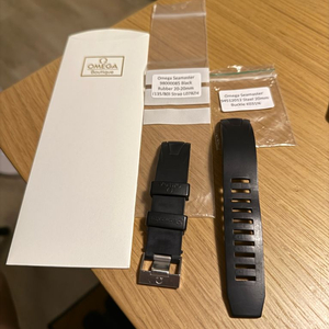 오메가 씨마스터 300 구형 구씨마 정품 러버밴드 판매