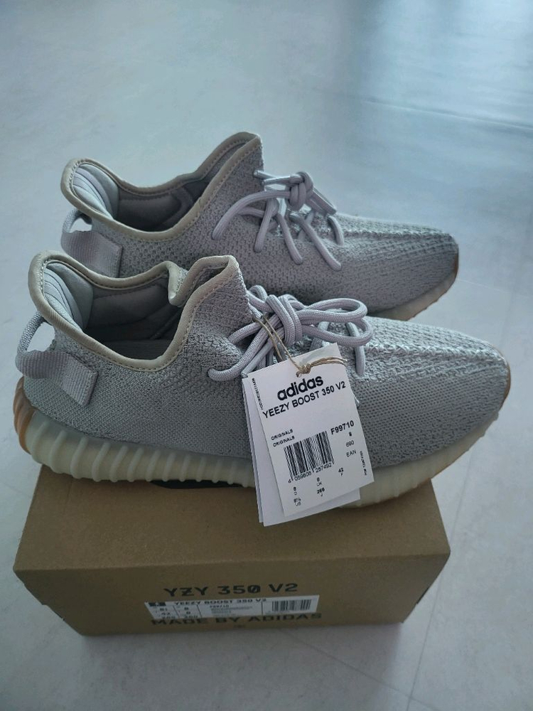 아디다스 이지 부스트 350 V2 265사이즈 이미지