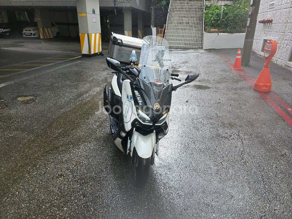 nmax,pcx삽니다--0