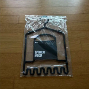 (새제품) 나이키 스윔 행거 판매