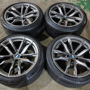 BMW Z4 M40i 800M 19인치 정품 휠타이어