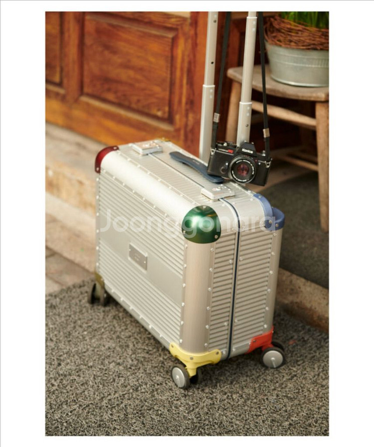 신제품)로우로우캐리어 폴스미스캐리어 콜라보 ALU50L--1