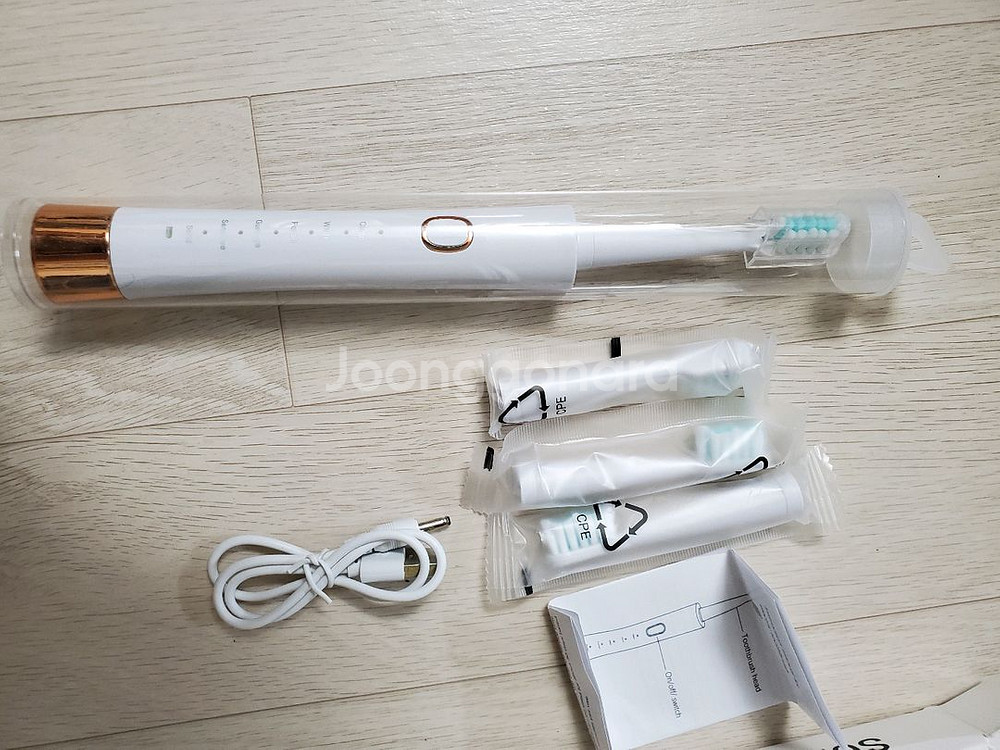 충전식 전동 칫솔 풀박스--1