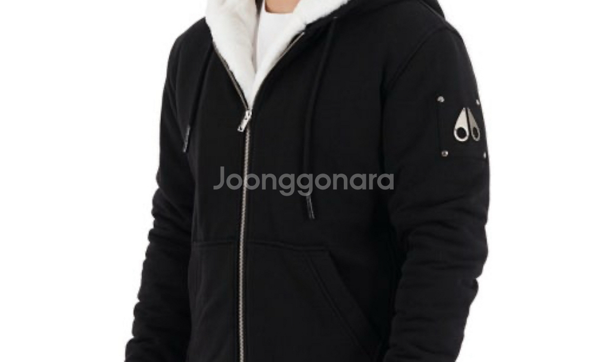 무스너클 버니스웨터 검은색m사이즈 팝니다--0