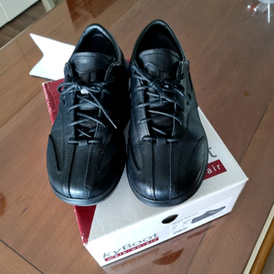 KYBOOT 신발 255 사이즈