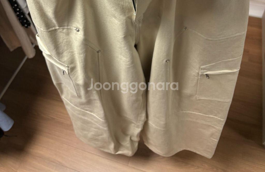 알렌느 카펜터 카고팬츠 크림베이지 1--10