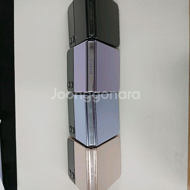 갤럭시Z플립4 256기가 공기계 중고폰 택배퀵가능--2