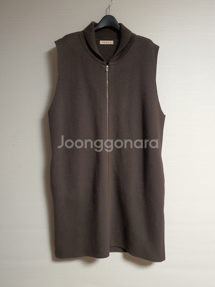 일라일 ILAIL 캐시미어 울 니트 집업 가디건형 베스--1