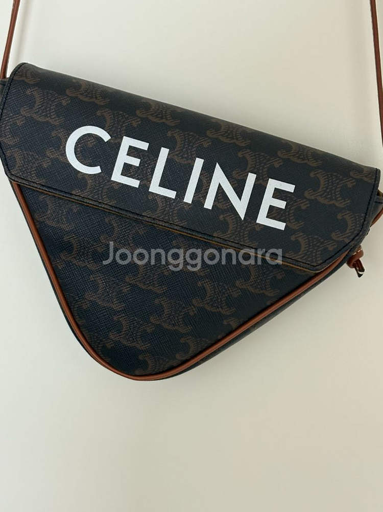 셀린느 트라이앵글백--0