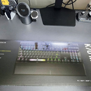[새제품] 커세어K70MAX RGB MGX 기계식키보드