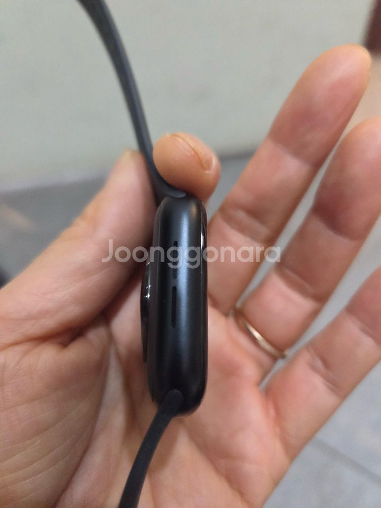 애플워치 se2 44mm 미드나이트 새상품급--3