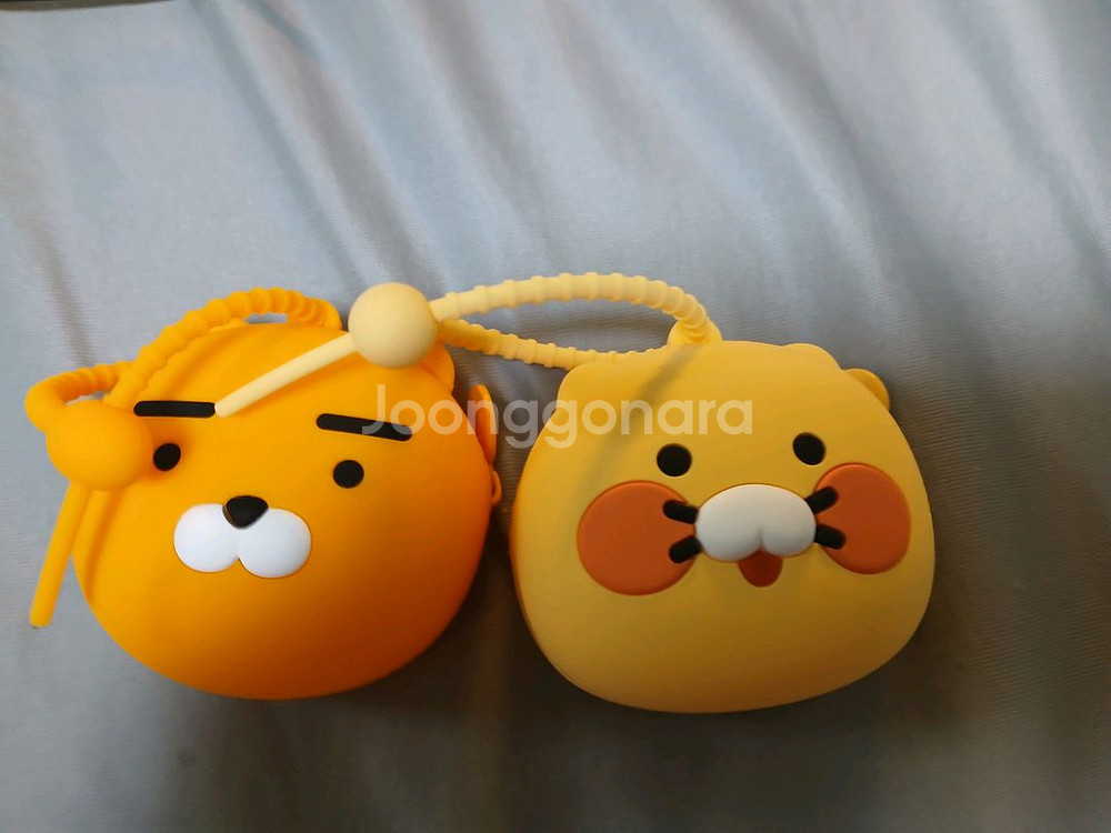 라이언,춘식이 실리콘 파우치 팝니다--1
