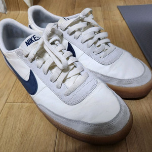 나이키 킬샷 275