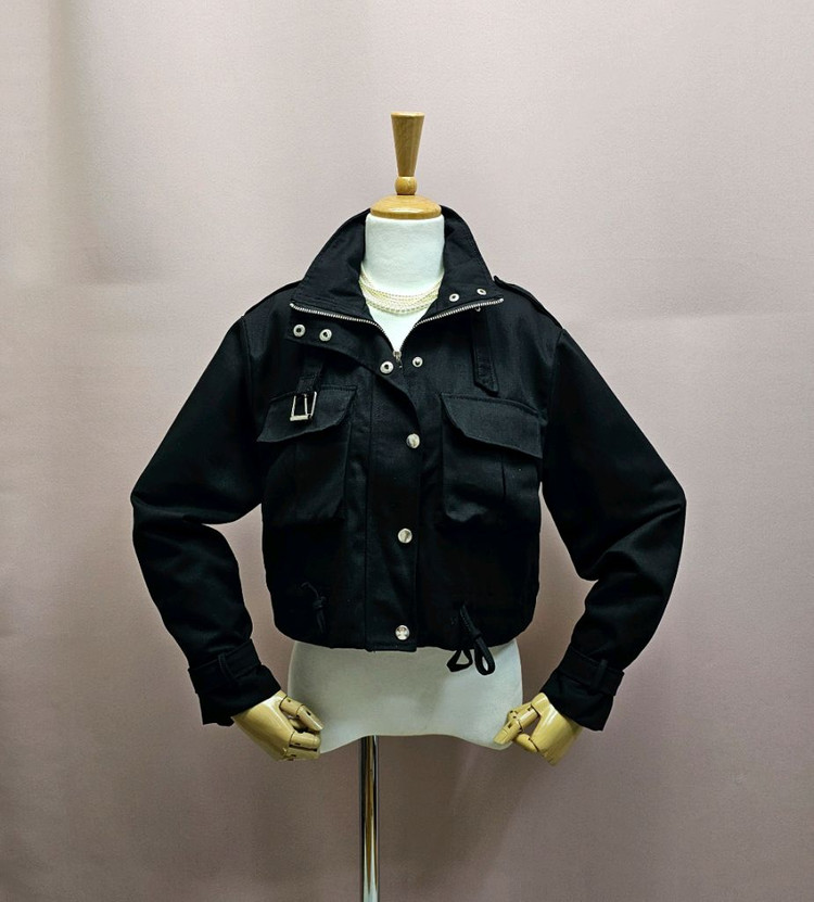 (새상품) 포켓 스트링 반크롭 야상점퍼--1